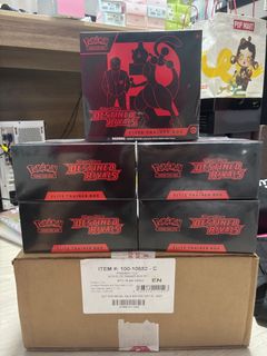 Destined Rivals Elite Trainer Box